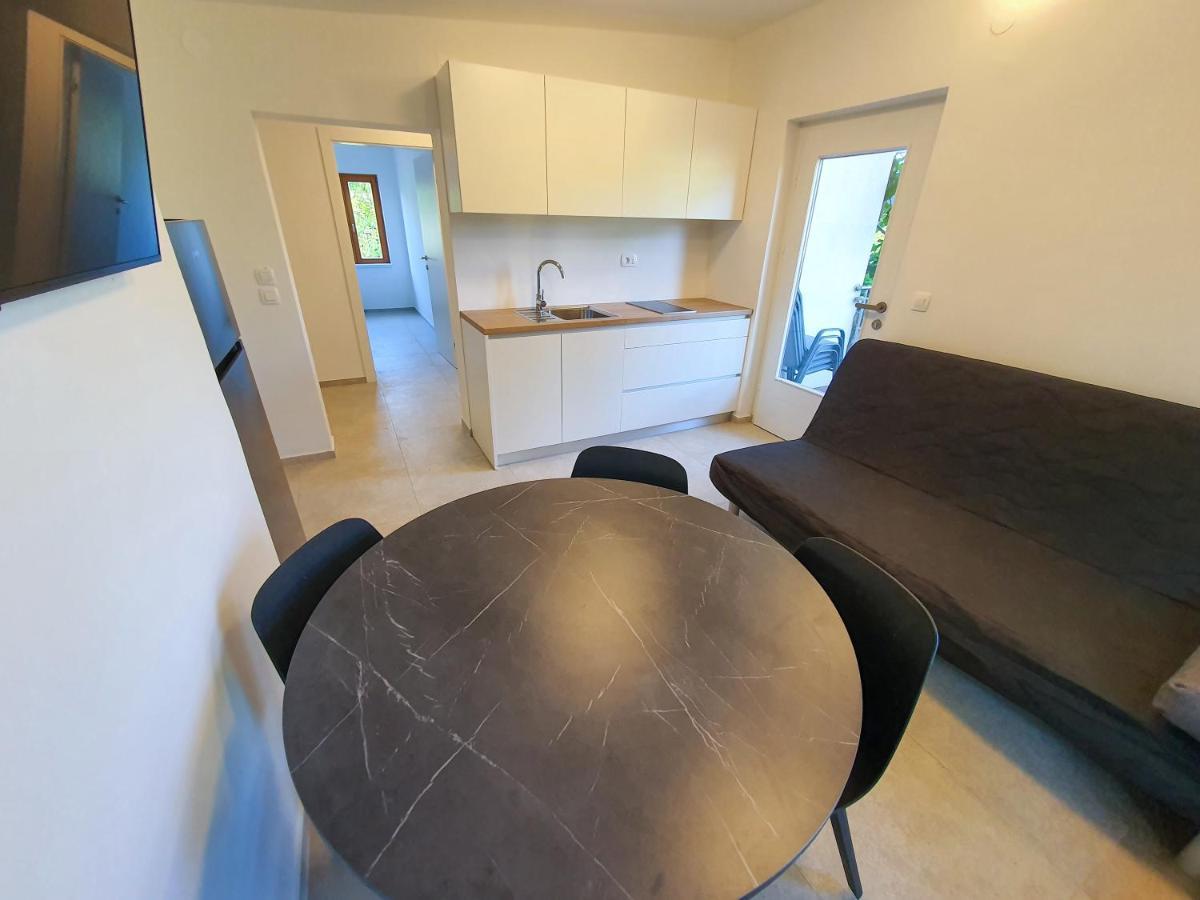 Tisa Homes Savudrija Exteriör bild